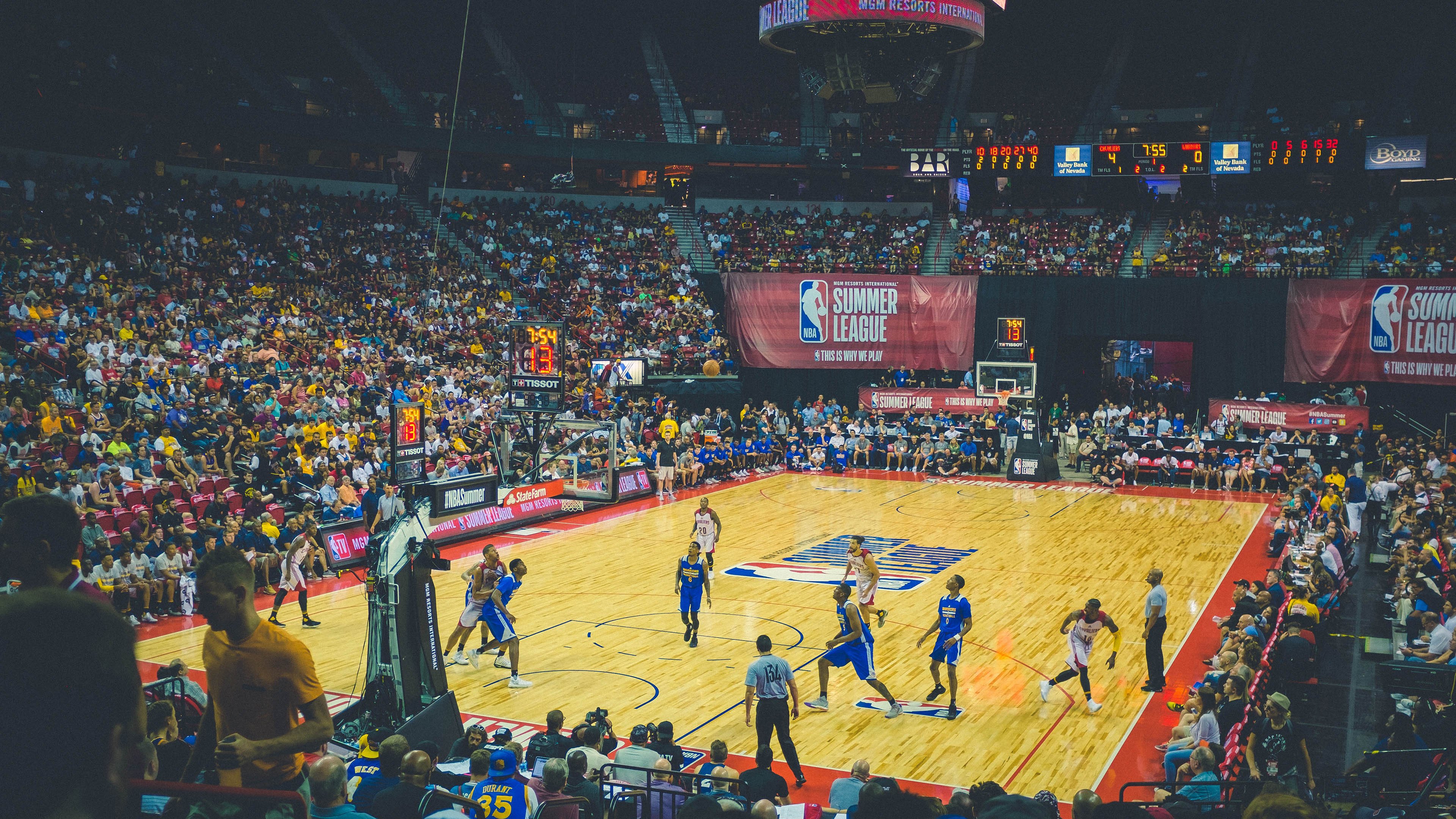 AI智能分析：打破传统战术，开启数据驱动新时代，ai智能化系统