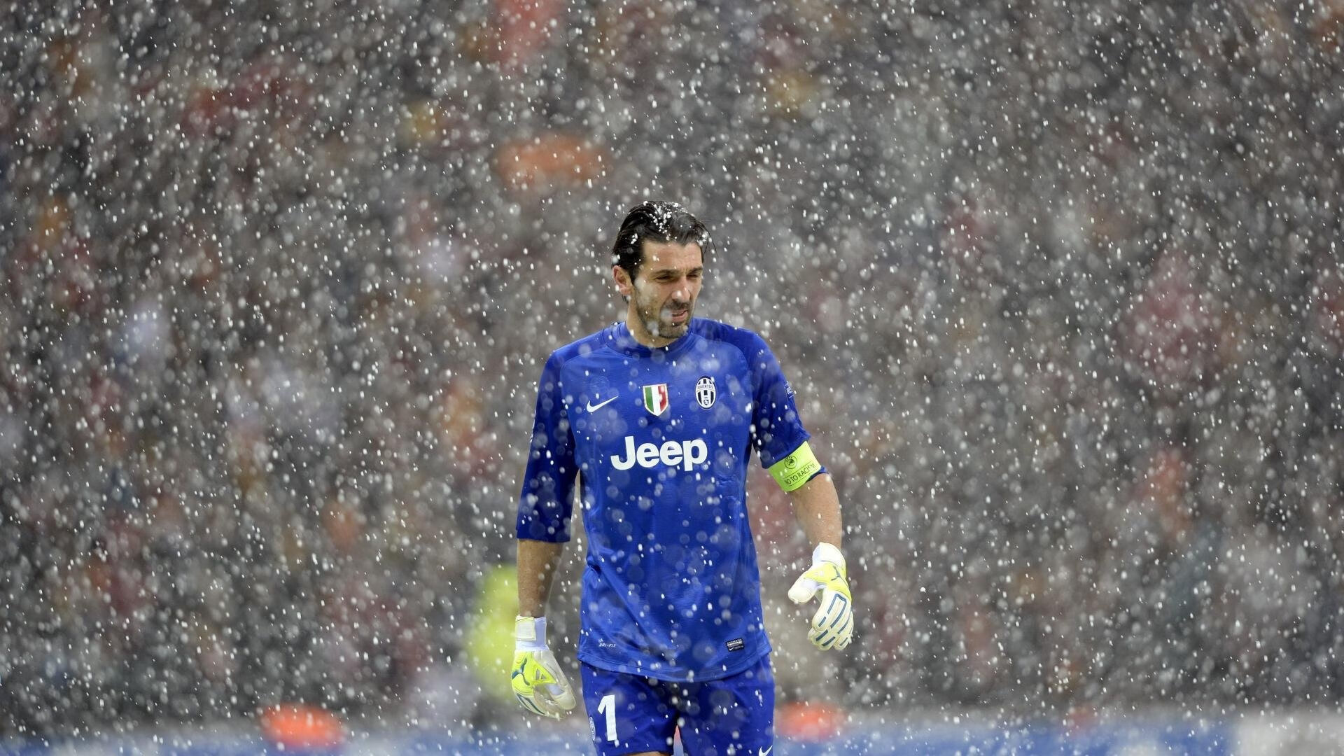 掘金发布球员自传集《我们就是丹佛》，首日销量破万